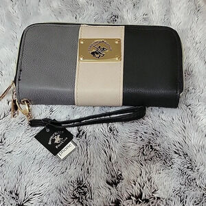 NWT Beverly Hille Polo Club wallet‎